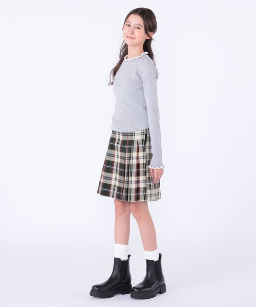 SHIPS(シップス)の「SHIPS KIDS:130~150cm /〈手洗い可能〉フリル リブ ニット(ニット/セーター・キッズ・ライトグレー/ストーン/ピンク系その他/オフホワイト・LARGE/X-LARGE)」の9枚目の写真