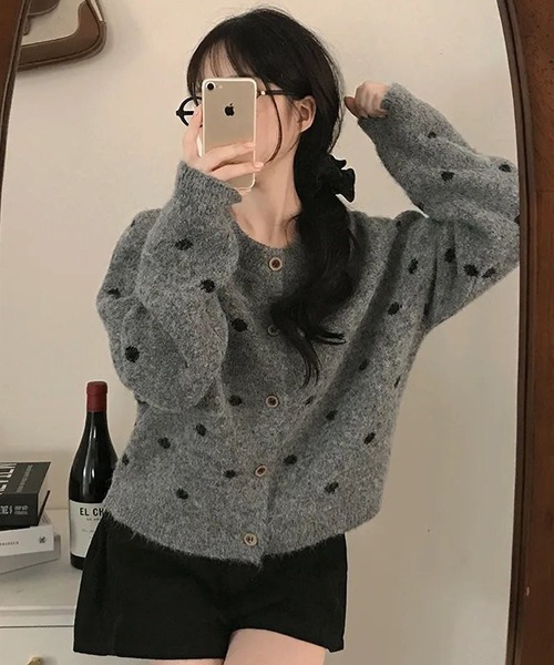 Doula Doula（ドゥーラドゥーラ）の「ドット柄クルーネックニットカーディガン（カーディガン/ボレロ・レディース・グレー/ブラウン/ベージュ・FREE）」の18枚目の写真