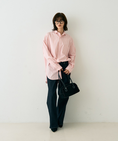 EMMA　ROUGE VIF（エマルージュヴィフ）の「【一部店舗限定】コンパクトボストンロングハンドルバッグ（ショルダーバッグ・レディース・キャメル/ブラック・フリー）」の9枚目の写真