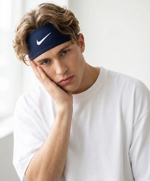 NIKE（ナイキ）の「【NIKE/ナイキ 】Dri-Fit フューリー ワイドヘッドバンド（ヘアバンド・メンズ・ブラック/グレー/ブルー/ホワイト/グリーン系/レッド/ワインレッド/ネイビー・FREE）」の5枚目の写真