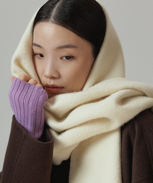 THE INOUE BROTHERStogether with ADAM ET ROPE'】EX Brushed Scarf