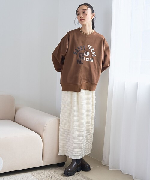 PENNEYS（ぺニーズ）の「【PENNEYS（ぺニーズ）別注】 リメイク風切り替え裏毛スウェット（スウェット・レディース・ブラウン/ダークグレー/ナチュラル/ライトピンク・M/L）」の9枚目の写真