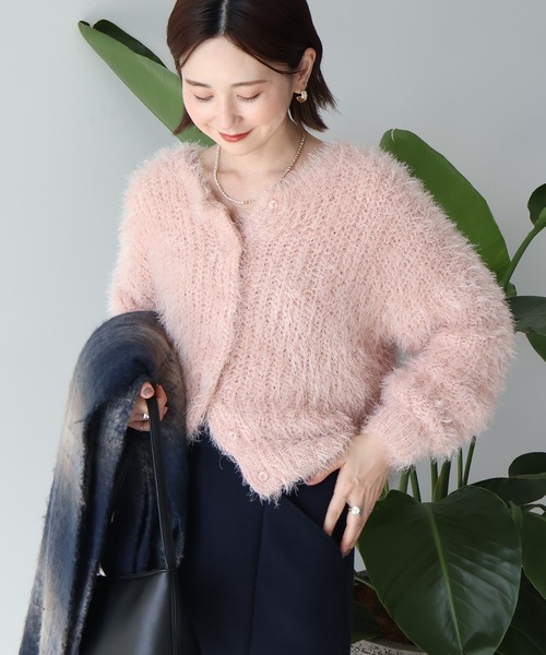 AMERICAN HOLIC（アメリカンホリック）の「シャギーニットクルーネックカーディガン（カーディガン/ボレロ・レディース・モカ/ホワイト系その他2/ピンク/グレイッシュベージュ/ブルーグリーン/ブラック・M/L）」の6枚目の写真