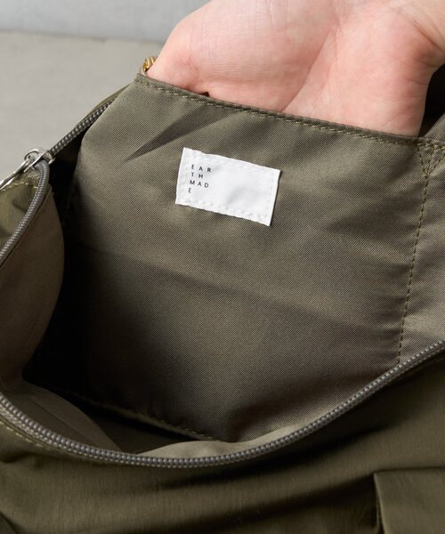 BIRTHDAY BAR（バースデイバー）の「【EARTHMADE】WIDE ZIP BAG　ワイドジップバッグ（トートバッグ・レディース・ブラック/サックスブルー/シルバー/カーキ・0）」の21枚目の写真
