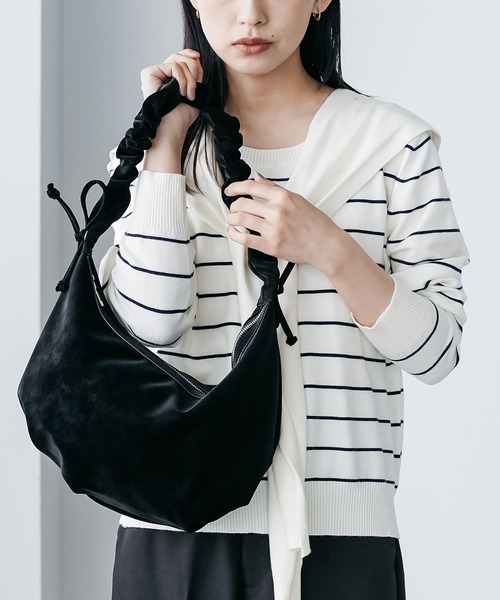 mili an deni(ミリアンデニ)の「2WAYシャーリングバッグ(ショルダーバッグ・レディース・ブラック/ブラウン・F)」の1枚目の写真