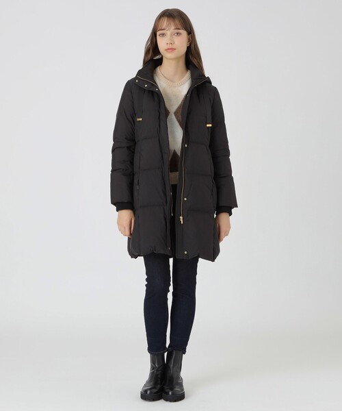 BLUE LABEL CRESTBRIDGE(ブルーレーベルクレストブリッジ)の「ハイマルチピーチタフタロングダウンコート(ダウンジャケット/コート・レディース・ブラック/ベージュ/ダークネイビー・36/38/40)」の5枚目の写真