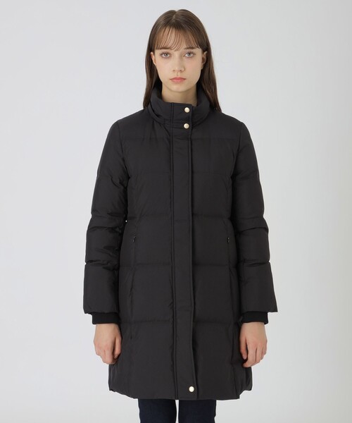 BLUE LABEL CRESTBRIDGE（ブルーレーベルクレストブリッジ）の「ハイマルチピーチタフタロングダウンコート（ダウンジャケット/コート・レディース・ブラック/ベージュ/ダークネイビー・36/38/40）」の4枚目の写真