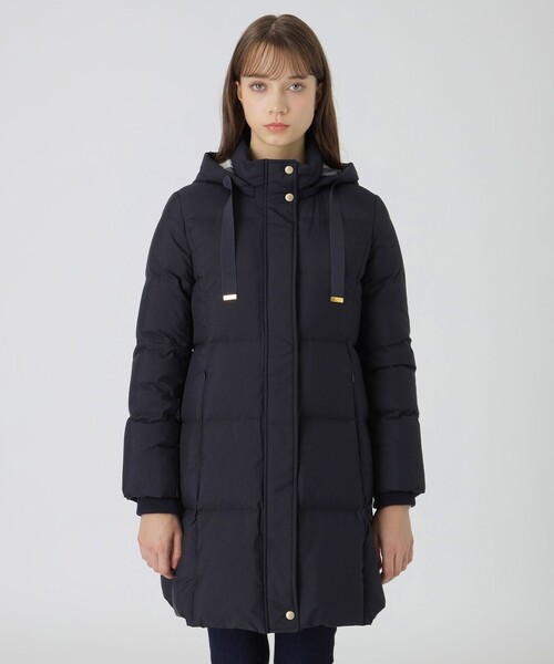 BLUE LABEL CRESTBRIDGE（ブルーレーベルクレストブリッジ）の「ハイマルチピーチタフタロングダウンコート（ダウンジャケット/コート・レディース・ブラック/ベージュ/ダークネイビー・36/38/40）」の9枚目の写真