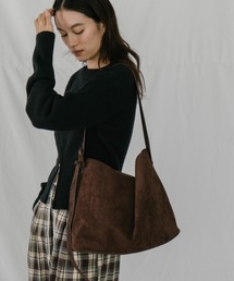 duei（デュイ）の「スエードワンハンドルショルダーバッグ（ショルダーバッグ）」