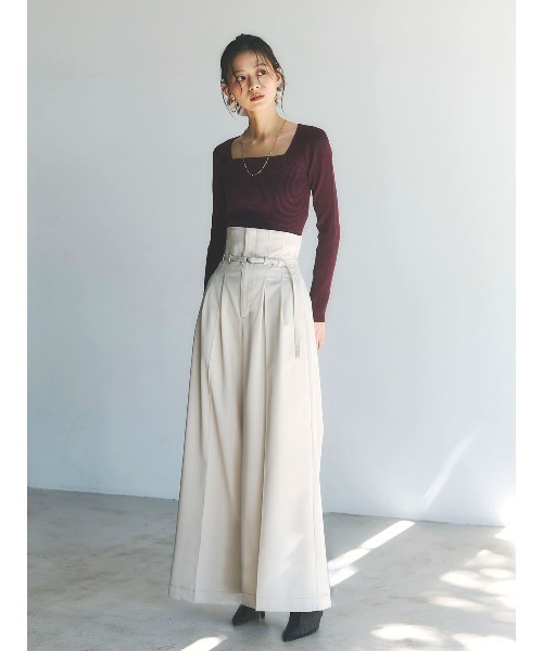 anuans(アニュアンス)の「ベルテッドハイウエストパンツ(スラックス・レディース・ライトベージュ/ベージュ・SMALL/MEDIUM)」の2枚目の写真