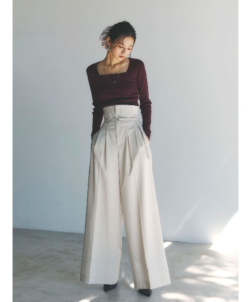 anuans(アニュアンス)の「ベルテッドハイウエストパンツ(スラックス・レディース・ライトベージュ/ベージュ・SMALL/MEDIUM)」の3枚目の写真