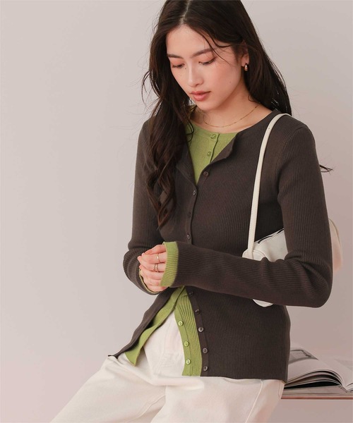 titivate(ティティベイト)の「メニー釦リブニットカーディガン(カーディガン/ボレロ・レディース・ダークグレー/ブルー/グリーン/ブラウン/ピンク/アイボリー・S/M/L)」の20枚目の写真