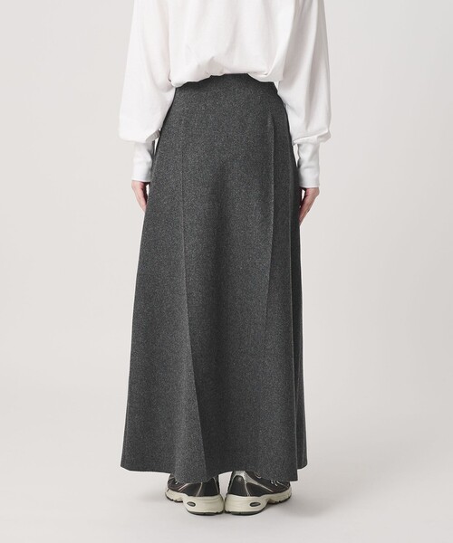 BEAUTY&YOUTH UNITED ARROWS（ビューティーアンドユースユナイテッドアローズ）の「毛ポリエステル フランネル プレスフレアスカート（スカート・レディース・オフホワイト/グレー系・S/M）」の11枚目の写真