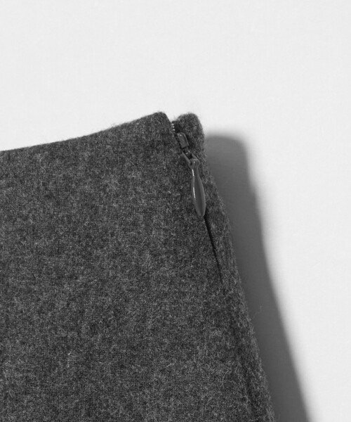 BEAUTY&YOUTH UNITED ARROWS（ビューティーアンドユースユナイテッドアローズ）の「毛ポリエステル フランネル プレスフレアスカート（スカート・レディース・オフホワイト/グレー系・S/M）」の15枚目の写真