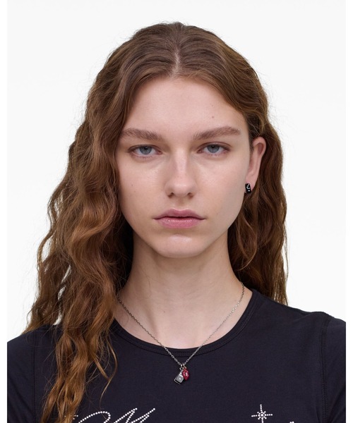 MARC JACOBS（マークジェイコブス）の「LIPS CLUSTER NECKLACE/ザ トリンケット ペンダント ネックレス（ネックレス・レディース・シルバー系その他・ONE SIZE）」の2枚目の写真