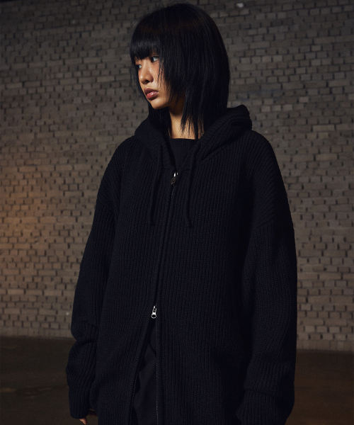 F.ILLUMINATE(フィルミネイト)の「サブデュードニットフードジップアップ-ブラック(ニット/セーター・レディース・その他・SMALL/MEDIUM)」の4枚目の写真
