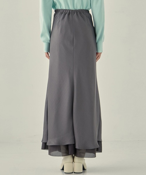 STUDIOUS(ステュディオス)の「【STUDIOUS/ステュディオス】LAYERED SATIN MERMAID SKIRT/レイヤードサテンマーメイドスカート(スカート・レディース・ベージュ/ダークグレー・1/2)」の8枚目の写真