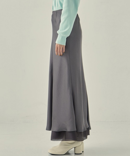 STUDIOUS(ステュディオス)の「【STUDIOUS/ステュディオス】LAYERED SATIN MERMAID SKIRT/レイヤードサテンマーメイドスカート(スカート・レディース・ベージュ/ダークグレー・1/2)」の11枚目の写真