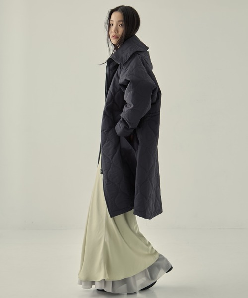 STUDIOUS(ステュディオス)の「【STUDIOUS/ステュディオス】LAYERED SATIN MERMAID SKIRT/レイヤードサテンマーメイドスカート(スカート・レディース・ベージュ/ダークグレー・1/2)」の15枚目の写真