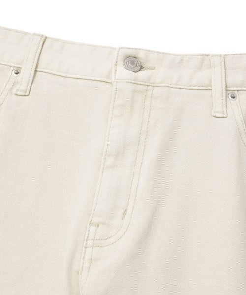 COVERNAT（カバーナット）の「ストレートデニムパンツエクリュ（デニムパンツ・レディース・その他・SMALL/LARGE/MEDIUM/X-LARGE/XX-LARGE）」の4枚目の写真