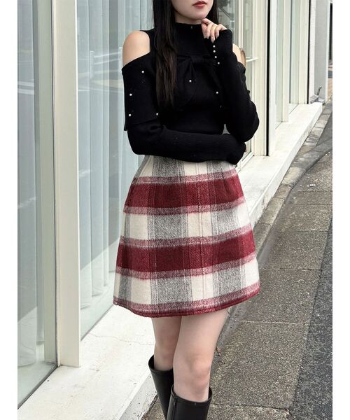 MERCURYDUO(マーキュリーデュオ)の「シャギーチェックミニスカート(スカート・レディース・ブラック/レッド・MEDIUM/SMALL)」の11枚目の写真