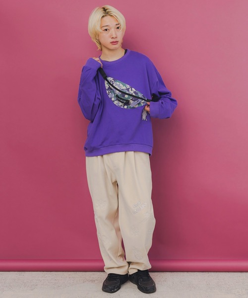 ScoLar Parity(スカラーパリティ)の「353131:フェイクボディバッグ×ネコ刺繍付き裏毛プルオーバー(Tシャツ/カットソー・レディース・アイボリー/ブラック/パープル・M)」の11枚目の写真