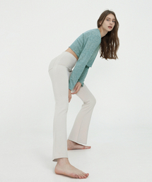 DEVIWEAR（デヴィウェア）の「女性ヨガウェア DEVI-B0060-オートミール ピラティス ブリーズ デイリーセットアップ（スウェットパンツ）」