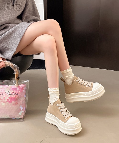 Lace Ladies(レースレディース)の「配色 スエードタッチ 厚底 フラット スニーカー(スニーカー・レディース・ブラック/ベージュ・22.5cm/23cm/23.5cm/24cm/24.5cm/25cm)」の9枚目の写真