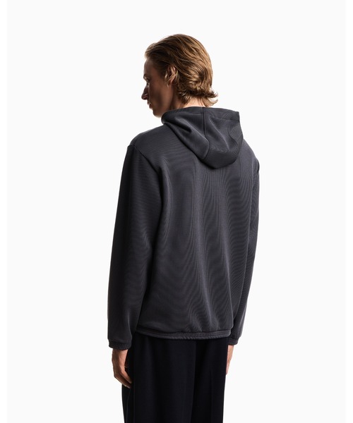 EMPORIO ARMANI（エンポリオアルマーニ）の「【エンポリオ アルマーニ】フード付きスウェットシャツ プレーティング風グログラン（スウェット・メンズ・チャコールグレー・X-LARGE/SMALL/MEDIUM/LARGE）」の2枚目の写真