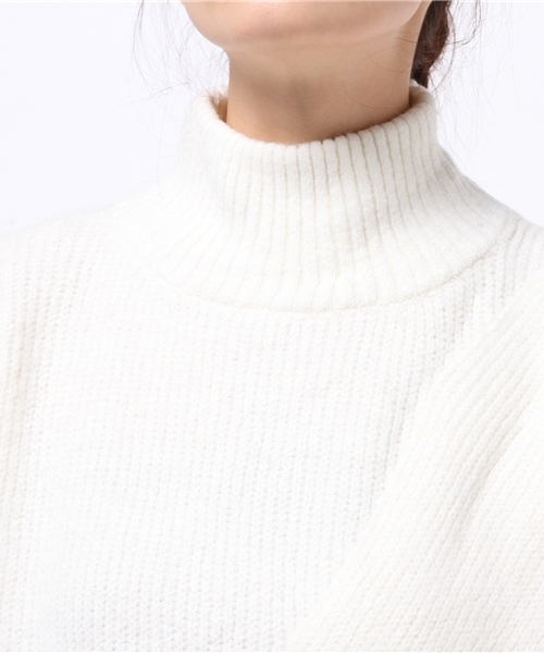 OUTLET（アウトレット）の「【WHO'S WHO gallery】AMスラッシュデザインニット（ニット/セーター・レディース・チャコールグレー/オフホワイト/ベージュ・FREE）」の7枚目の写真