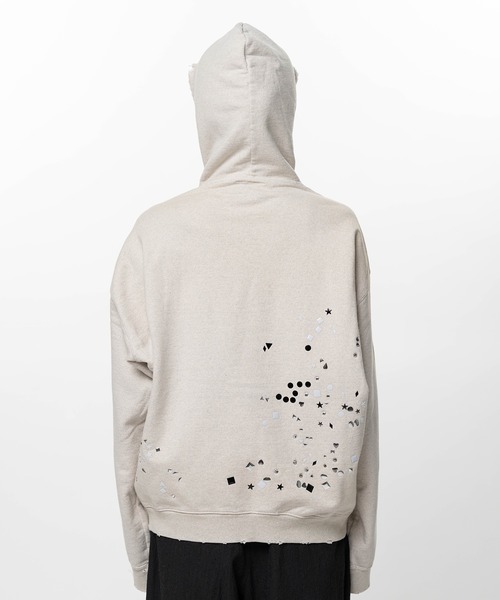 Maison MIHARA YASUHIRO(メゾンミハラヤスヒロ)の「Embellished Sticker Zip-Up Hoodie(パーカー・メンズ・ホワイト・44)」の8枚目の写真