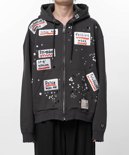 Maison MIHARA YASUHIRO(メゾンミハラヤスヒロ)の「Embellished Sticker Zip-Up Hoodie(パーカー・メンズ・ホワイト・44)」の13枚目の写真