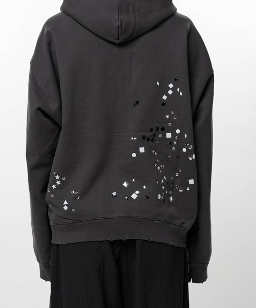 Maison MIHARA YASUHIRO(メゾンミハラヤスヒロ)の「Embellished Sticker Zip-Up Hoodie(パーカー・メンズ・ホワイト・44)」の14枚目の写真