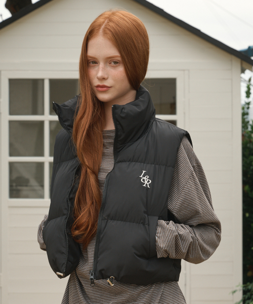 LOSSYROW(ロッシロー)の「Crop padded vest Black(ダウンベスト・レディース・ブラック・FREE)」の2枚目の写真