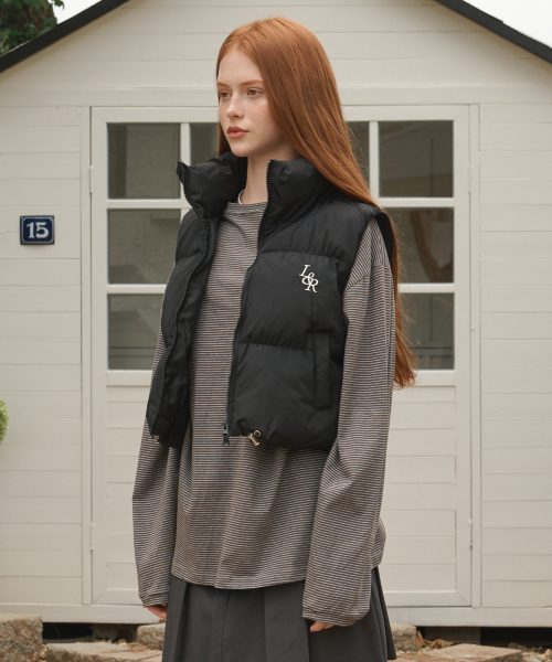 LOSSYROW(ロッシロー)の「Crop padded vest Black(ダウンベスト・レディース・ブラック・FREE)」の4枚目の写真