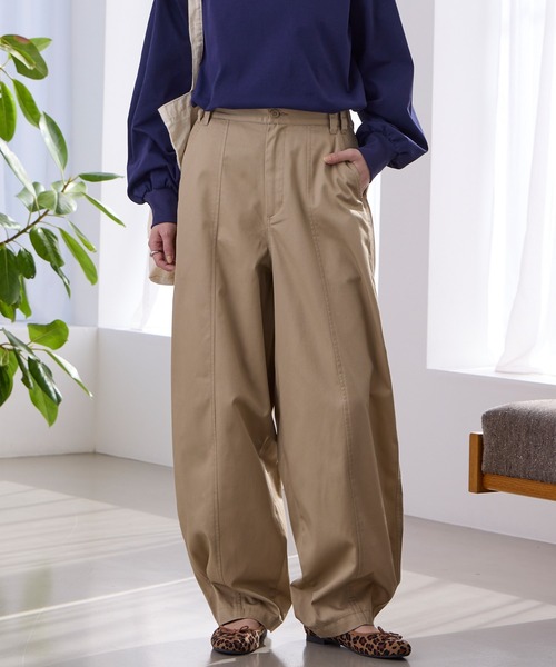 THE CRAFT CREW PRODUCTS（ザクラフトクループロダクツ）の「バックツイルカーブパンツ【THE CRAFT CREW PRODUCTS】（チノパンツ・レディース・ネイビー/カーキ/ベージュ/ブラック/ブラウン・M/L/S）」の7枚目の写真