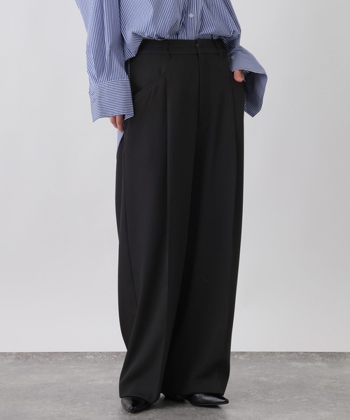 studio CLIP（スタディオクリップ）の「《ウタオ》セットアップパンツ（スラックス・レディース・サンドグレー/ブラック・LARGE/MEDIUM）」の2枚目の写真