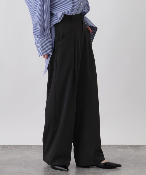 studio CLIP（スタディオクリップ）の「《ウタオ》セットアップパンツ（スラックス・レディース・サンドグレー/ブラック・LARGE/MEDIUM）」の8枚目の写真