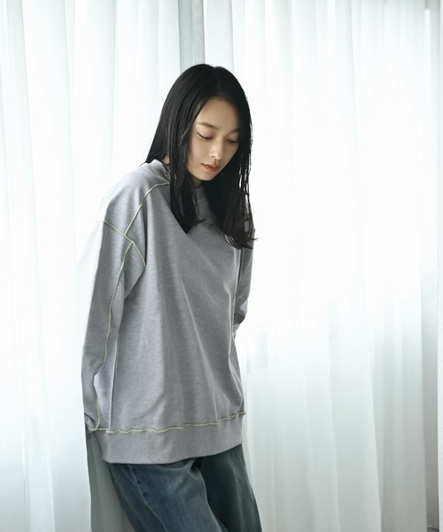 STYLE DELI(スタイルデリ)の「【BLK001】配色メローチュニックプルオーバー(スウェット・レディース・杢グレー/ブラック・FREE)」の4枚目の写真
