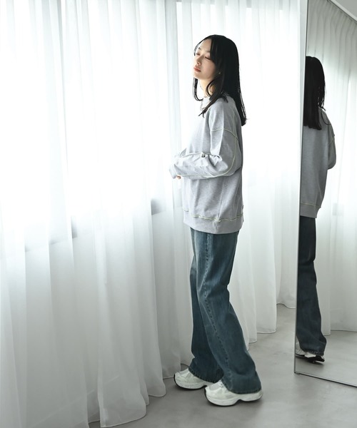 STYLE DELI(スタイルデリ)の「【BLK001】配色メローチュニックプルオーバー(スウェット・レディース・杢グレー/ブラック・FREE)」の5枚目の写真