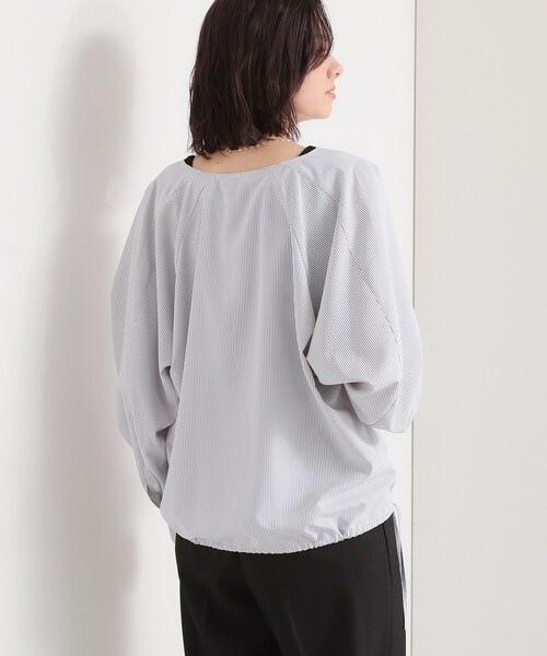 THE SHOP TK (ザ ショップ ティーケー )の「キーネックストライプドロストシャツブラウス(シャツ/ブラウス・レディース・ブルー系7/ホワイト系5/ピンク系7・99)」の5枚目の写真