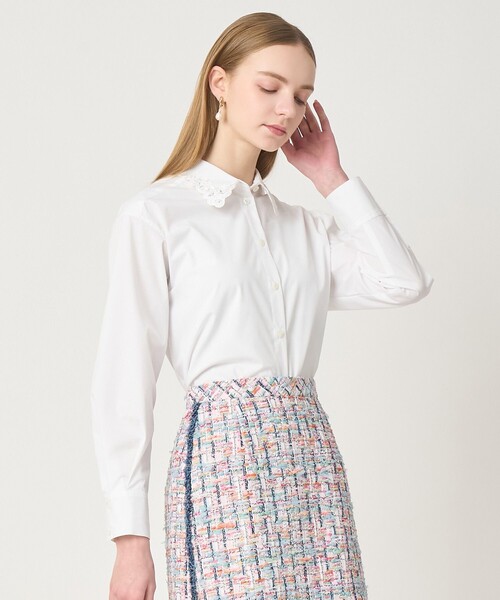 ANAYI(アナイ)の「コットンブロード衿刺繍シャツ(シャツ/ブラウス・レディース・ブルー/ホワイト・38/36)」の10枚目の写真