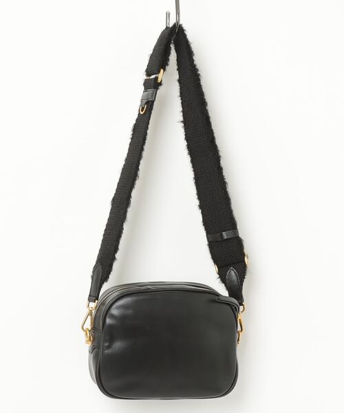 GIANNI CHIARINI(ジャンニ キアリーニ)の「GIANNI CHIARINI NINA ジャンニ キアリーニ ニナ ショルダーバッグ(ショルダーバッグ・レディース・ブラック・FREE)」の2枚目の写真
