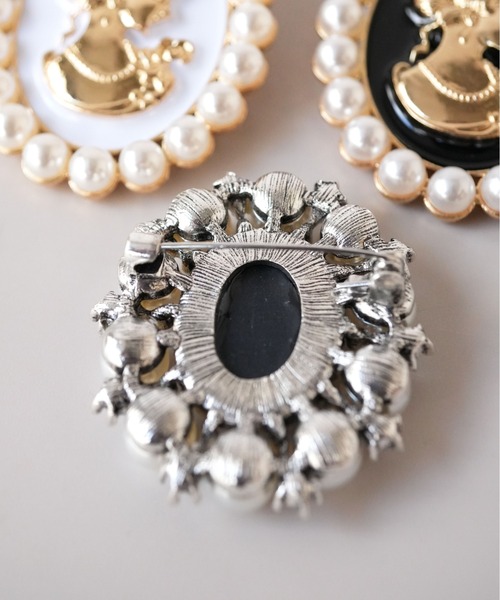 Port（ポート）の「【 Port / ポート 】 クラシック パール カメオ ブローチ（ブローチ/コサージュ・レディース・ホワイト/ブルー/ブラック・FREE）」の6枚目の写真