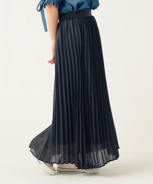 BEAMS HEART(ビームスハート)の「シアー プリーツ スカート(スカート・レディース・チャコールグレー/ベージュ/ダークブラウン・FREE)」の2枚目の写真