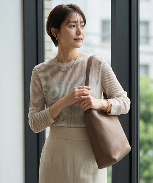STYLE DELI(スタイルデリ)の「【DELI by】ミニマルバケットリアルレザーバッグ(レギュラー)(ショルダーバッグ・レディース・グレイッシュベージュ/ブラック/ブラウン・FREE)」の16枚目の写真