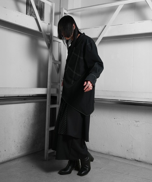 Ruze(ルゼ)の「Asymmetry stripe MIX drape wide pants/アシンメトリー ストライプミックス ドレープ ワイド パンツ(その他パンツ・メンズ・ブラック・FREE)」の7枚目の写真