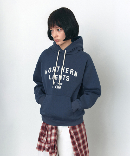 SIYAZU（シヤジュ）の「SITP5251 NORTHERN LIGHTS 起毛フードパーカー_Navy（パーカー・レディース・ネイビー・ONE）」の2枚目の写真