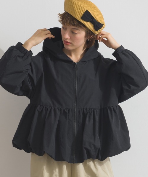 Fizz（フィズ）の「ナイロンワッシャーペプラムデザインマウンテンパーカー（マウンテンパーカー・レディース・アイボリー/ブラック/ベージュ・M）」の2枚目の写真