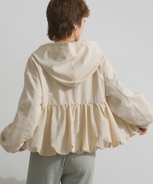 Fizz（フィズ）の「ナイロンワッシャーペプラムデザインマウンテンパーカー（マウンテンパーカー・レディース・アイボリー/ブラック/ベージュ・M）」の16枚目の写真